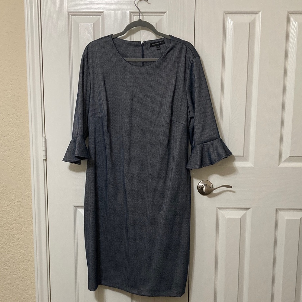 Banana Republic Charcoal Long Sleeve Dress